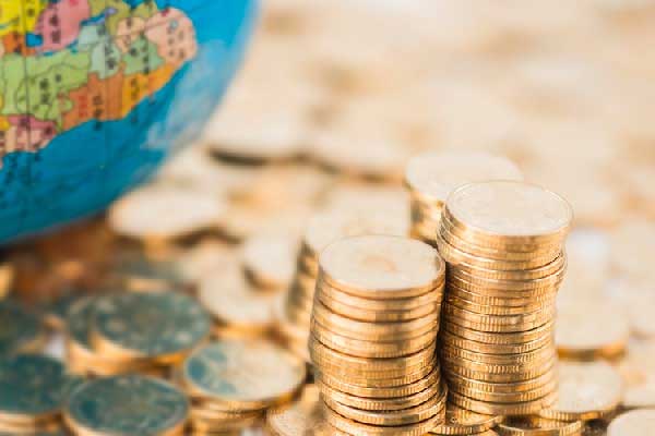 翁富豪：4.30贸易预期与黄金技术共振，黄金最新操作策略建议