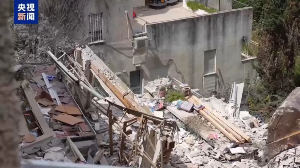 过去24小时伊朗轰炸以色列海法，没有导弹被拦截消息，“以色列通过放弃北部城市	，实际上承认了失败” - 图片6